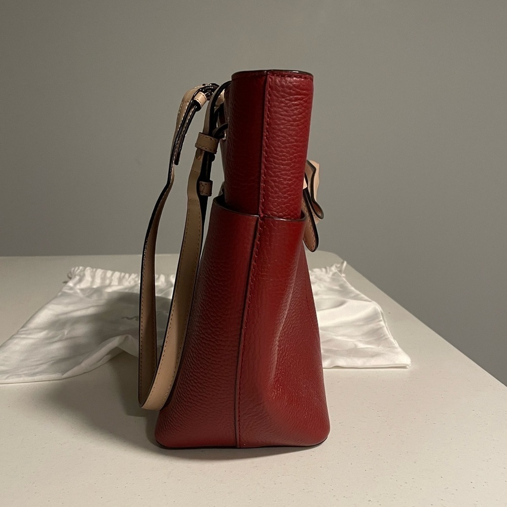 Michael Kors Burgundy Bedford Medium Pebbled Leather Tote - Picture 4 of 6